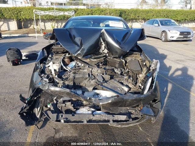 Toyota C-HR LE 2021 JTNKHMBX4M1117112 Image 12