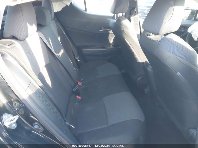 Toyota C-HR LE 2021 JTNKHMBX4M1117112 Image 8