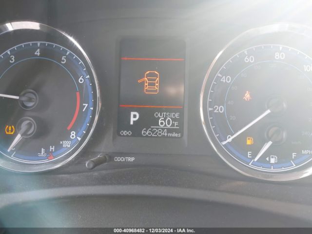 5YFBURHE4HP655670 Toyota COROLLA L