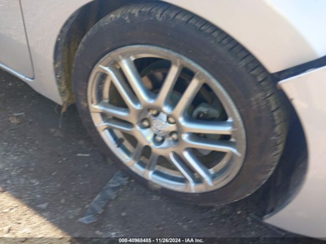 2T1BURHE6GC692749 Toyota COROLLA L