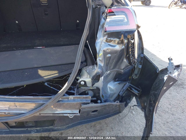 2023 TESLA MODEL Y 7SAYGDEE0PA169585 Photo 5