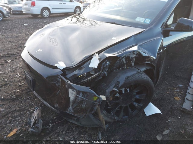 2023 TESLA MODEL Y 7SAYGDEE7PF688703 Photo 5