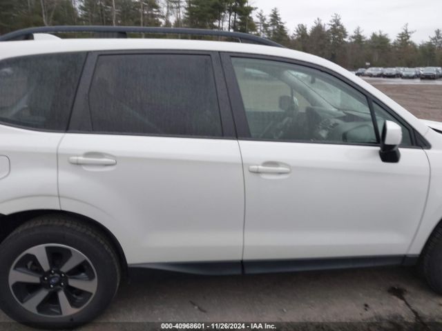JF2SJAEC1HH554922 Subaru Forester 2.5i Premium