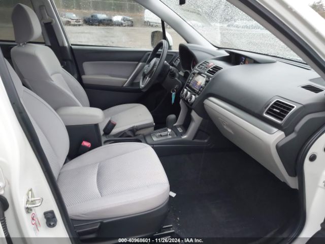 JF2SJAEC1HH554922 Subaru Forester 2.5i Premium