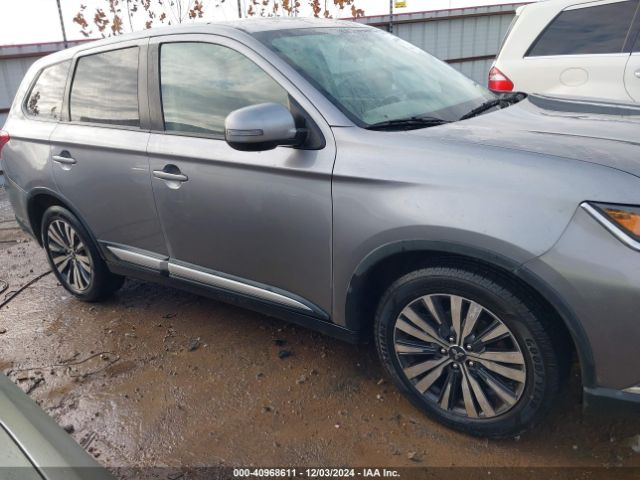 JA4AD3A38KZ042797 Mitsubishi Outlander Se