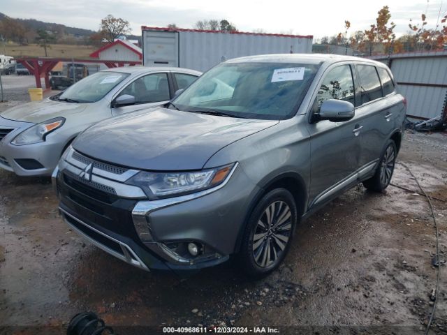 JA4AD3A38KZ042797 Mitsubishi Outlander Se