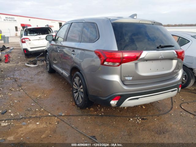 JA4AD3A38KZ042797 Mitsubishi Outlander Se