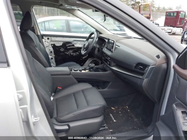 5N1BT3BB8PC797389 Nissan Rogue Sv Intelligent Awd