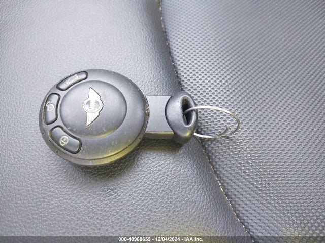 2012 MINI COOPER S COUNTRYMAN WMWZC3C55CWL86212 Photo 10