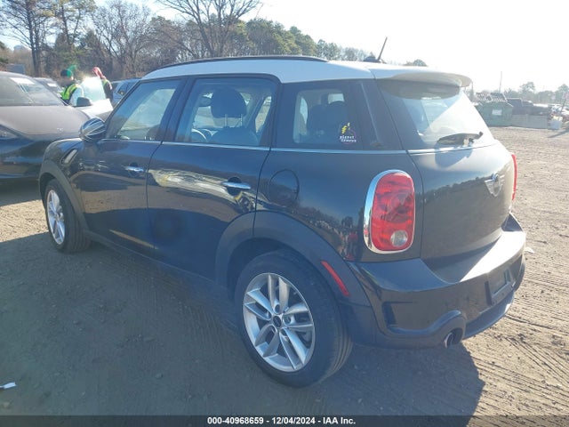 2012 MINI COOPER S COUNTRYMAN WMWZC3C55CWL86212 Photo 2