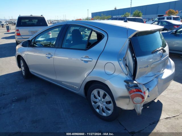 JTDKDTB39E1085637 Toyota Prius C One