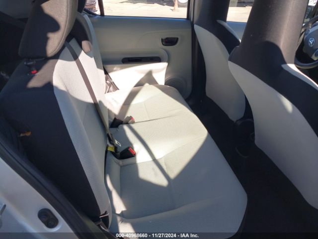 JTDKDTB39E1085637 Toyota Prius C One
