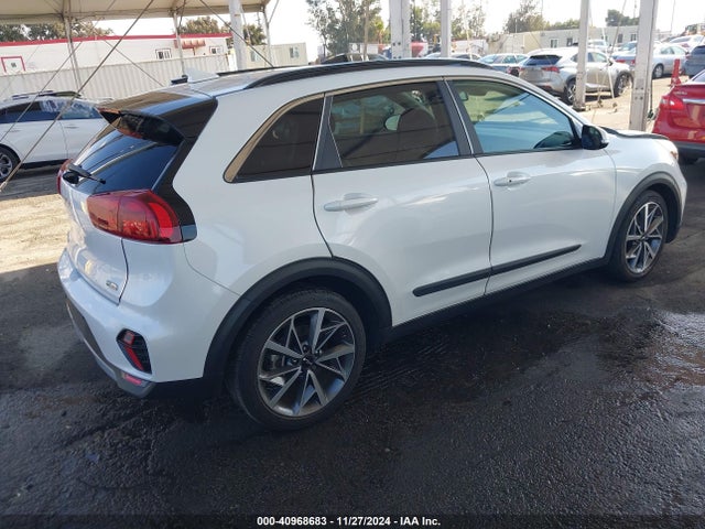 KIA Niro Touring Se 2022 KNDCC3LC0N5495208 Image 4