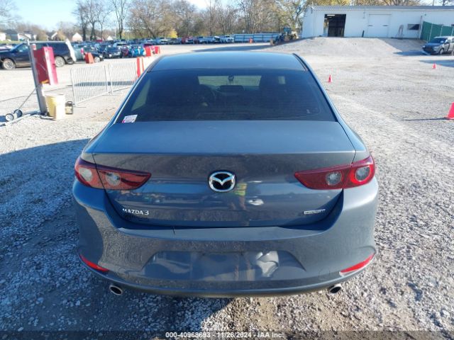 JM1BPACL1N1509810 Mazda Mazda3 Carbon Edition