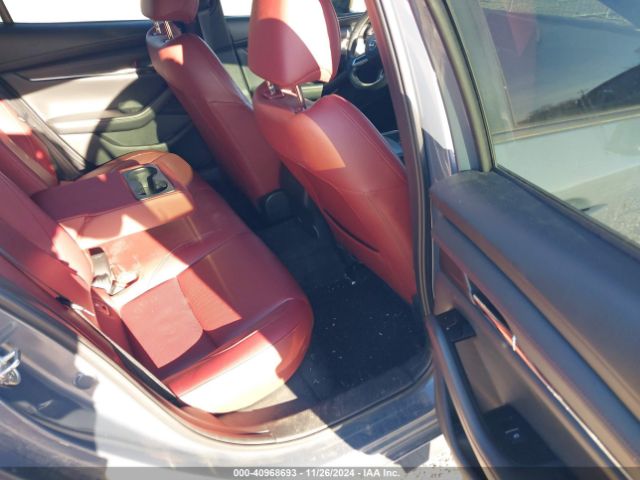 JM1BPACL1N1509810 Mazda Mazda3 Carbon Edition