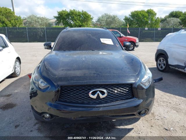 JN8CS1MW0HM415520 Infiniti QX70