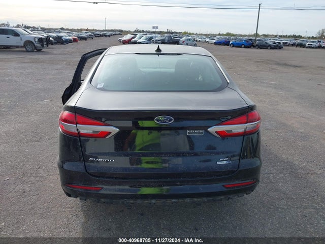 Ford FUSION SE 2019 3FA6P0T90KR270063 Image 16