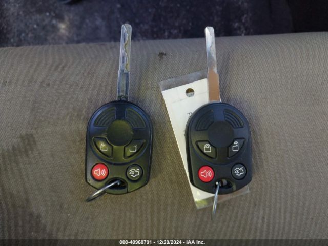 1FADP3K25FL298085 Ford FOCUS SE
