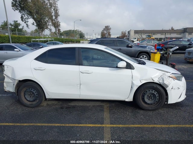 Toyota COROLLA LE 2016 5YFBURHE1GP510097 Image 14