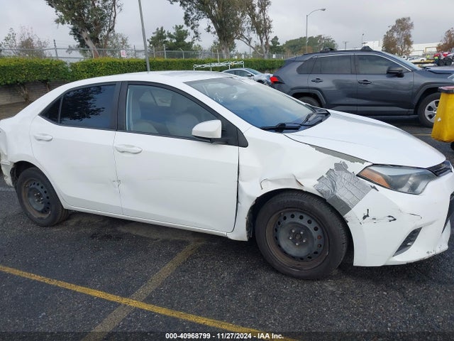 Toyota COROLLA LE 2016 5YFBURHE1GP510097 Image 18