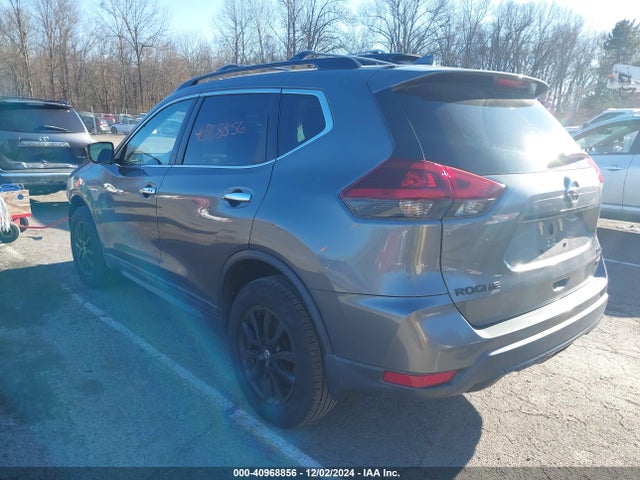 Nissan ROGUE SV 2018 5N1AT2MV3JC819707 Image 3