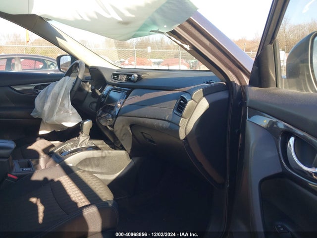 Nissan ROGUE SV 2018 5N1AT2MV3JC819707 Image 5