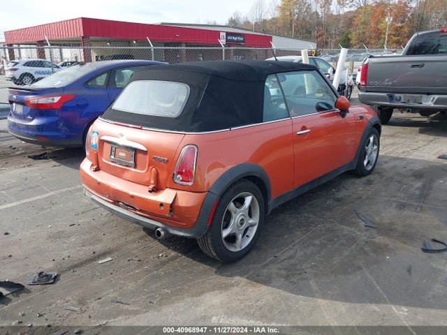 2006 MINI COOPER WMWRF33526TF65646 Photo 3