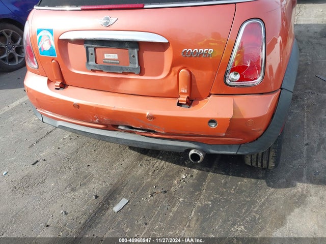 2006 MINI COOPER WMWRF33526TF65646 Photo 5
