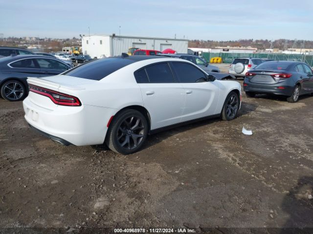 2C3CDXHG6HH667324 Dodge Charger Sxt Rwd