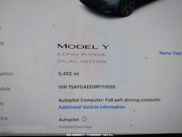 Tesla Model Y 2024 7SAYGAEE0RF111500 Image 16