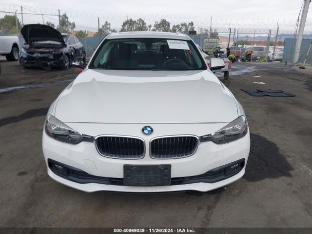 WBA8E1G54GNT36045 BMW 320i