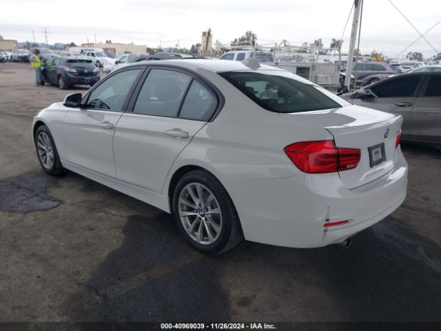 WBA8E1G54GNT36045 BMW 320i