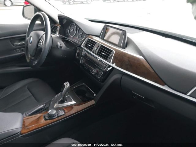 WBA8E1G54GNT36045 BMW 320i
