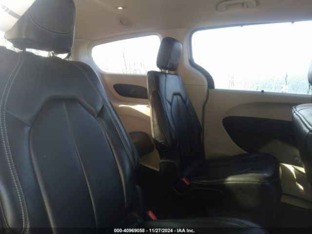 2C4RC1DG7LR148443 Chrysler Voyager Lxi