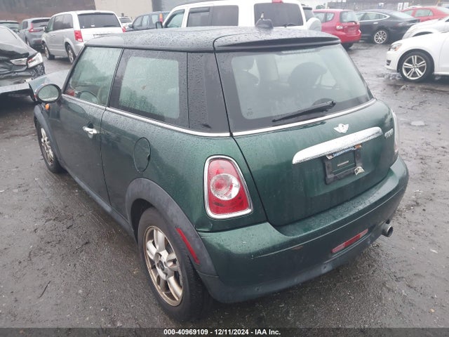 2013 MINI HARDTOP WMWSU3C56DT692496 Photo 2