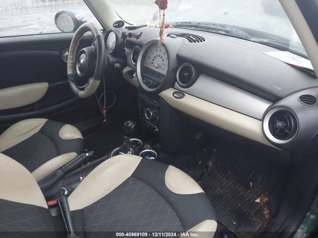 2013 MINI HARDTOP WMWSU3C56DT692496 Photo 4