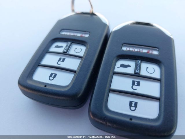 7FARW1H89JE035343 Honda CR-V