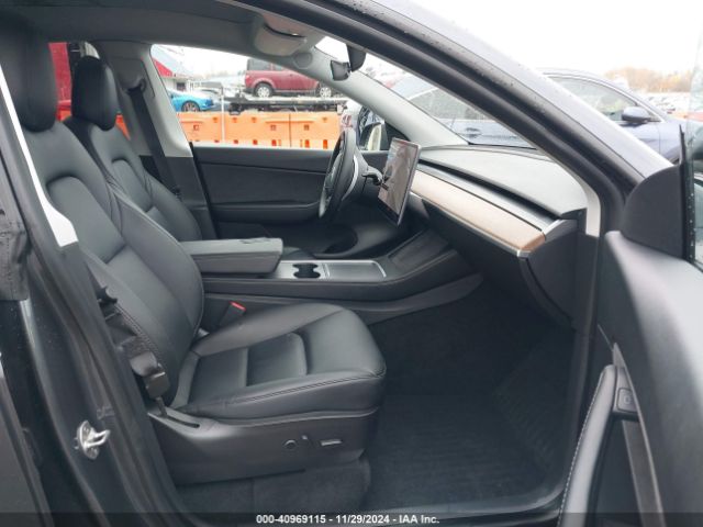 5YJYGDEE1MF152807 Tesla Model Y Long Range Dual Motor All-wheel Drive
