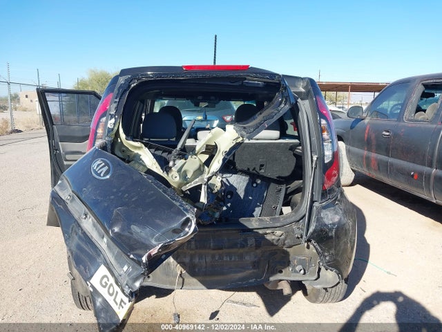 KIA SOUL + 2015 KNDJP3A50F7175764 Image 6