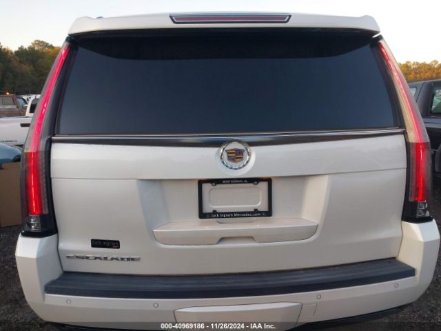 1GYS3BKJXFR279182 Cadillac Escalade Luxury