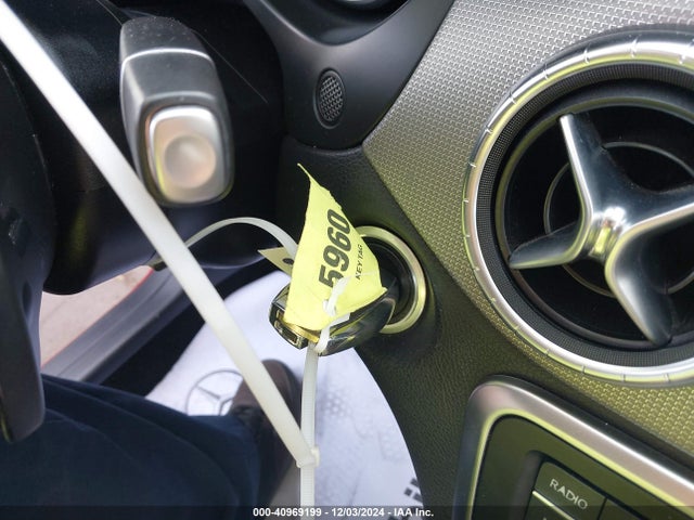 Mercedes-Benz CLA 250 2019 WDDSJ4EB5KN714340 Image 11