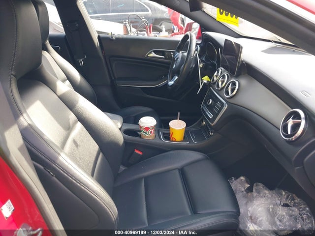 Mercedes-Benz CLA 250 2019 WDDSJ4EB5KN714340 Image 5