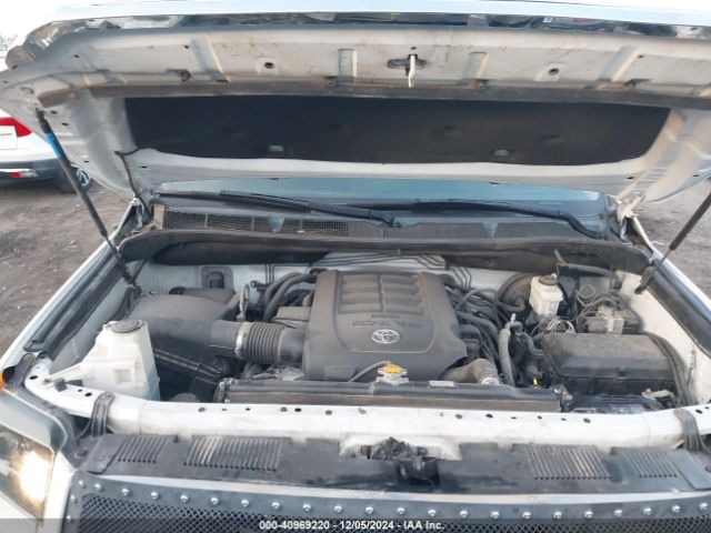 5TFDW5F11GX504278 Toyota Tundra Sr5 5.7l V8