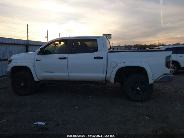 5TFDW5F11GX504278 Toyota Tundra Sr5 5.7l V8