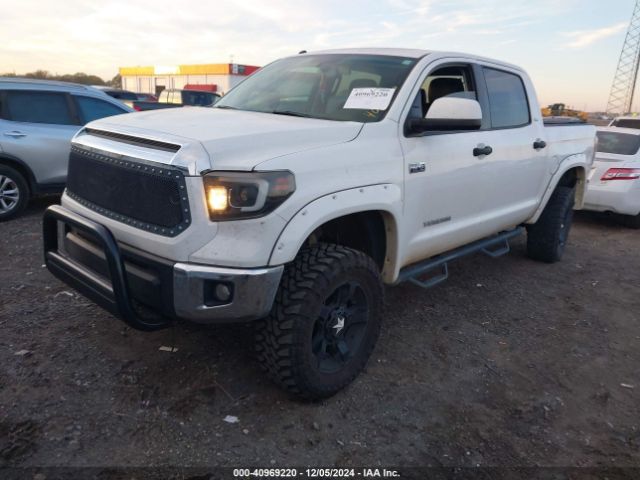 5TFDW5F11GX504278 Toyota Tundra Sr5 5.7l V8