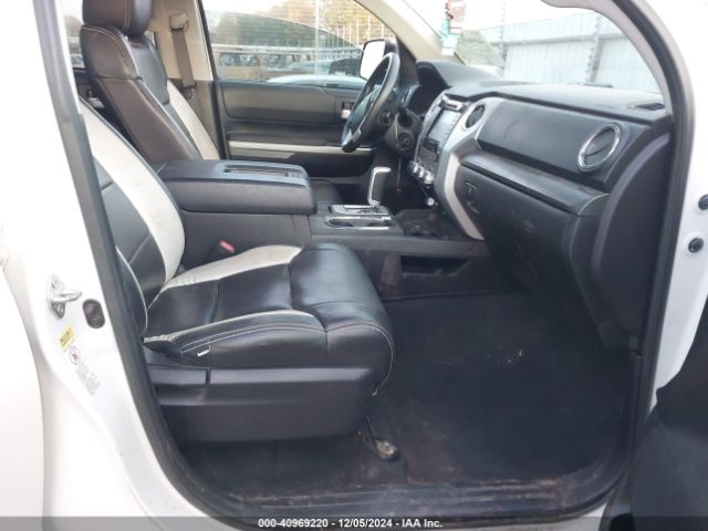5TFDW5F11GX504278 Toyota Tundra Sr5 5.7l V8