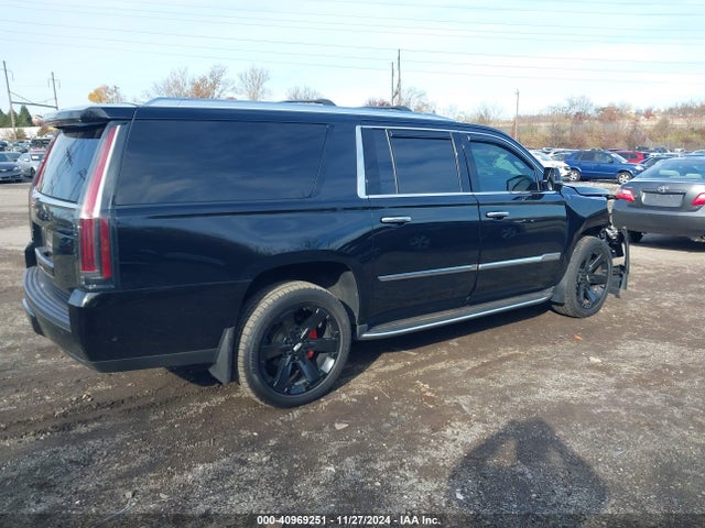 2019 CADILLAC ESCALADE ESV 1GYS4JKJ6KR246696 Photo 3