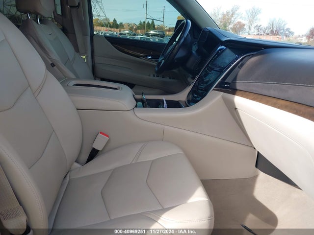 2019 CADILLAC ESCALADE ESV 1GYS4JKJ6KR246696 Photo 4