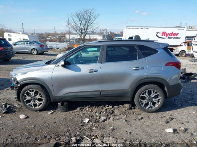 KNDERCAA8P7467608 KIA SELTOS EX