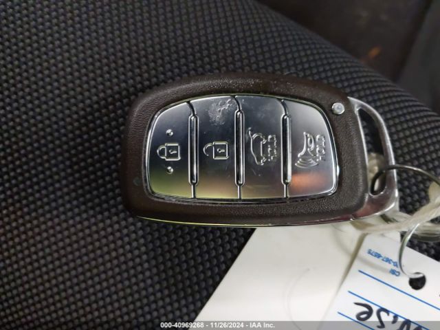KMHC65LCXKU167763 Hyundai Ioniq Hybrid Blue